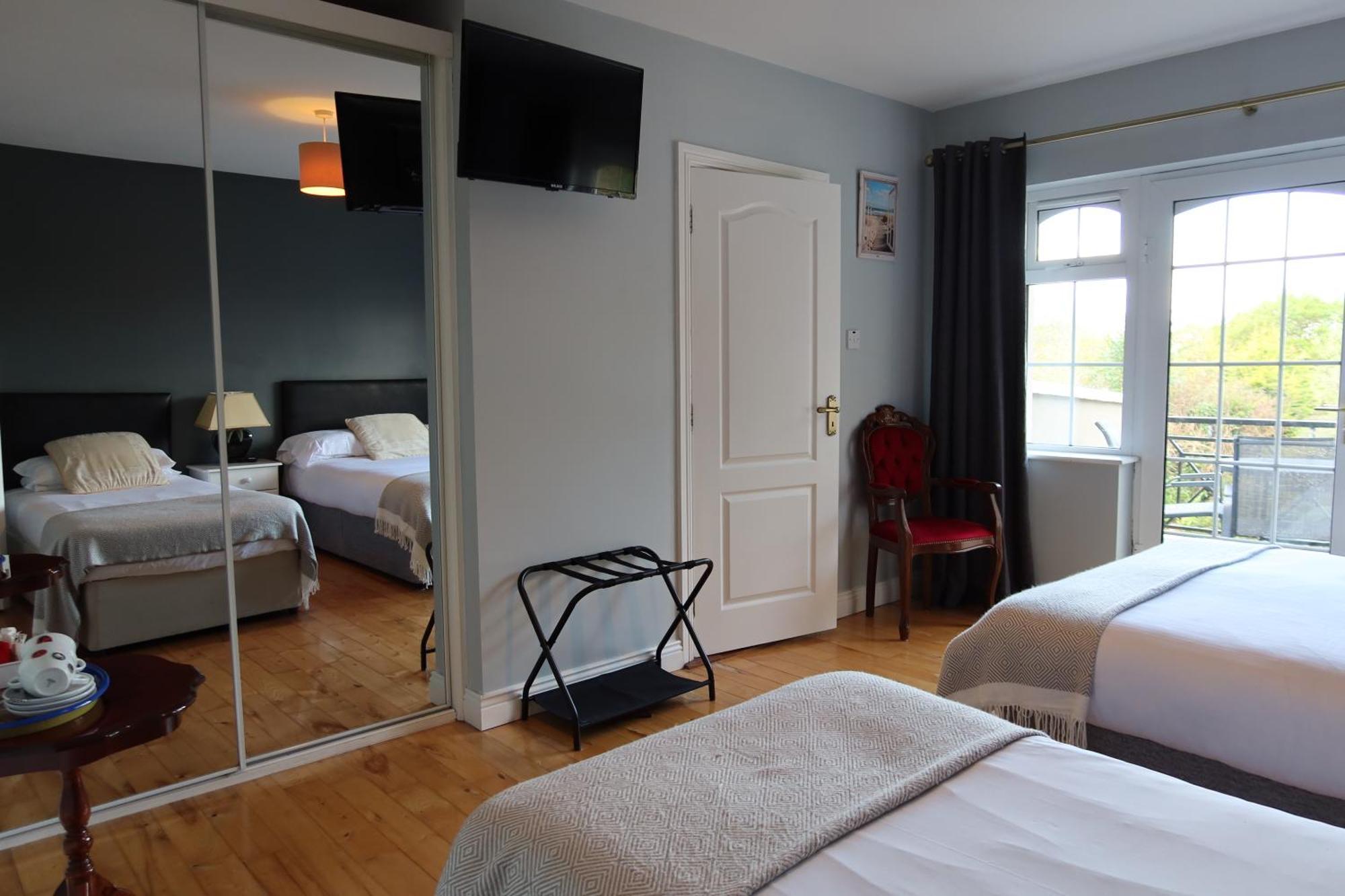 Fossa Woodville Lodge Guesthouse المظهر الخارجي الصورة