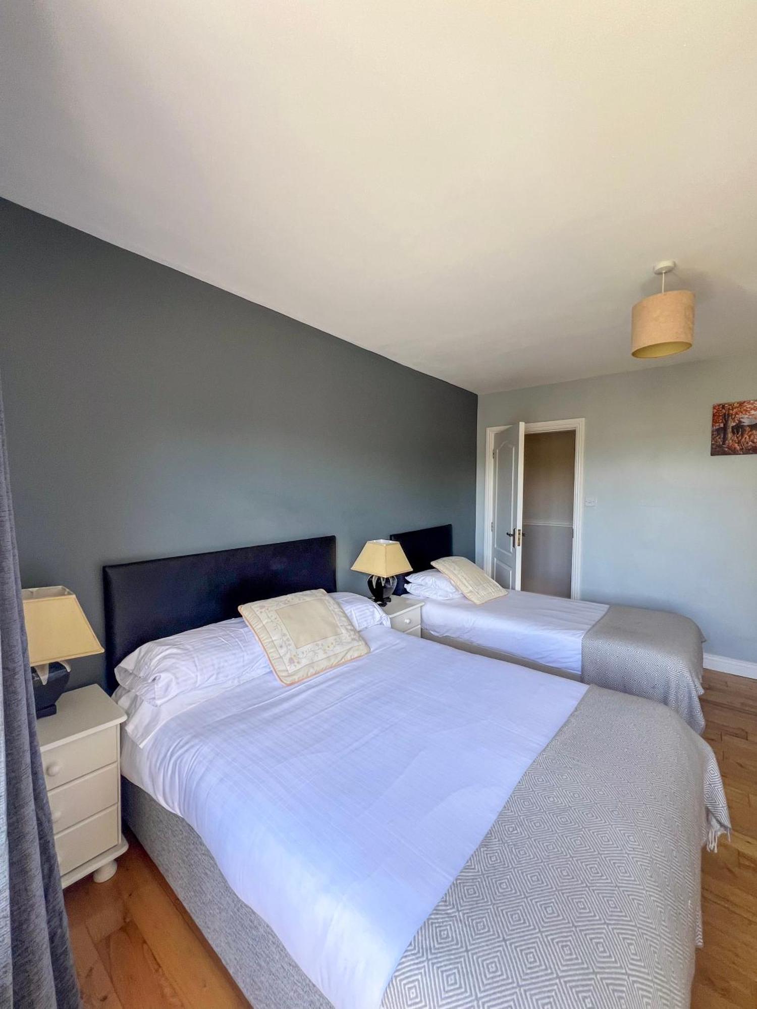 Fossa Woodville Lodge Guesthouse المظهر الخارجي الصورة