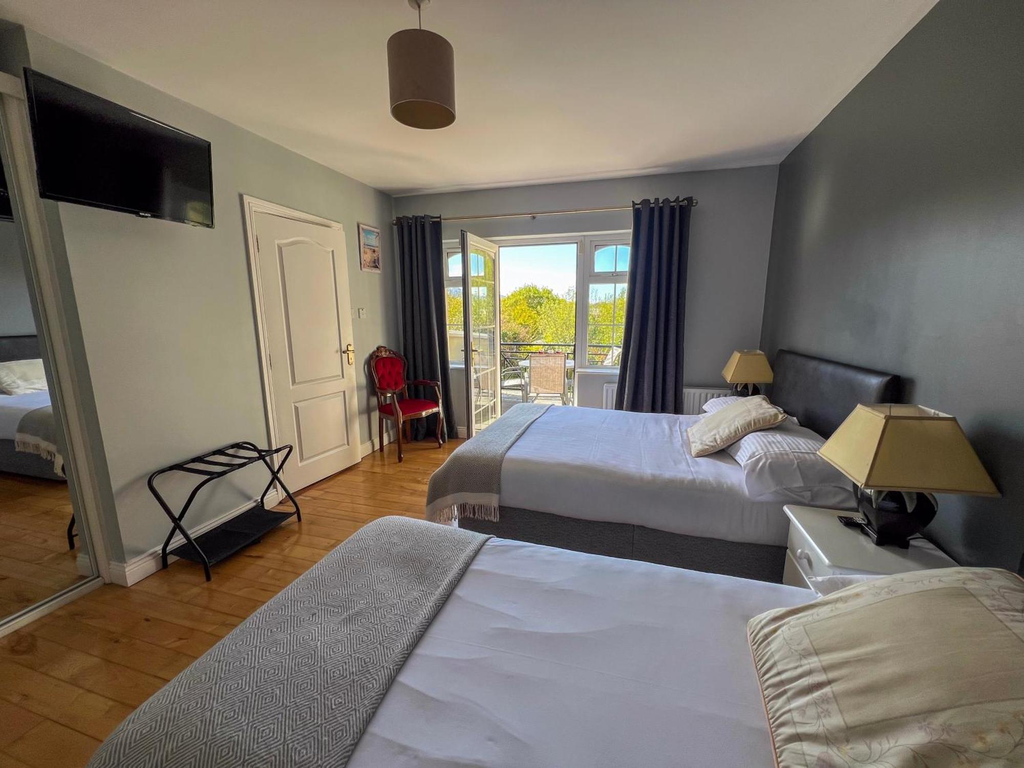 Fossa Woodville Lodge Guesthouse المظهر الخارجي الصورة